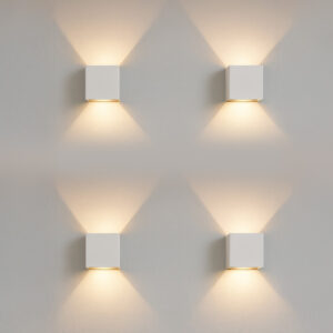 Wandlamp trap verlichting wit vierkant bundel